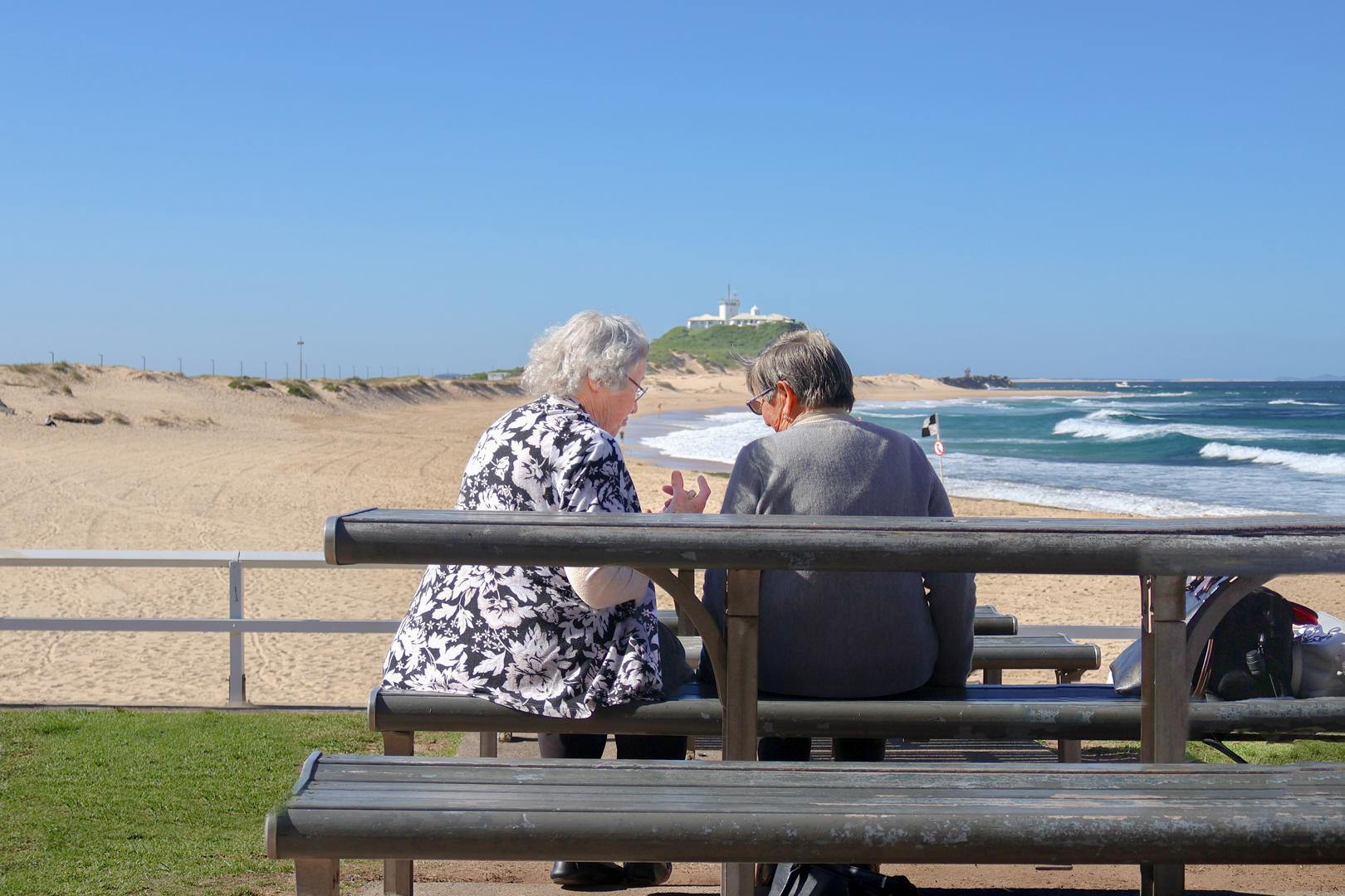 behind maria and bev nobbys